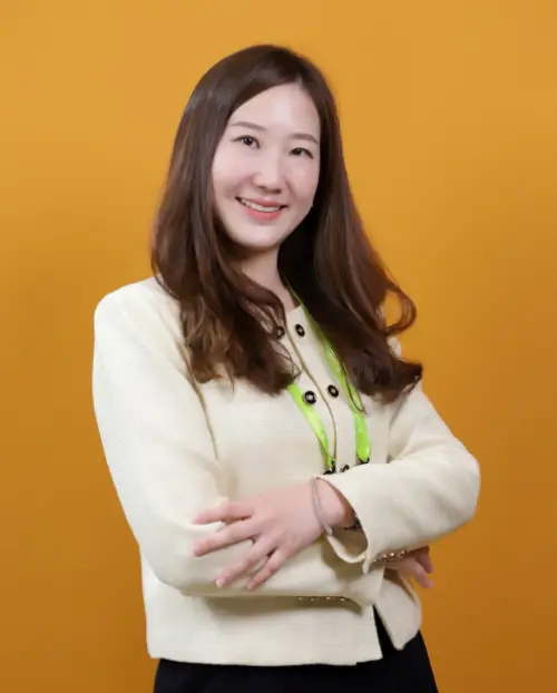 พญ ชุติมา ลีวัชรารุ่งเจริญ